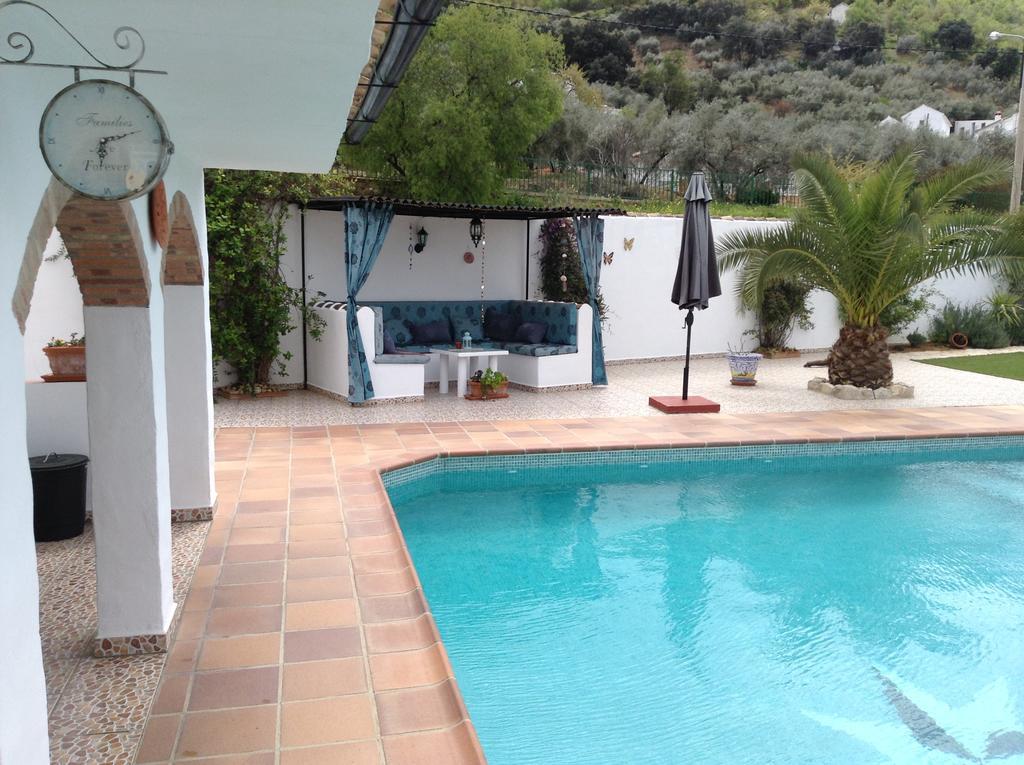 Kayenne Holiday Rentals Iznájar الغرفة الصورة