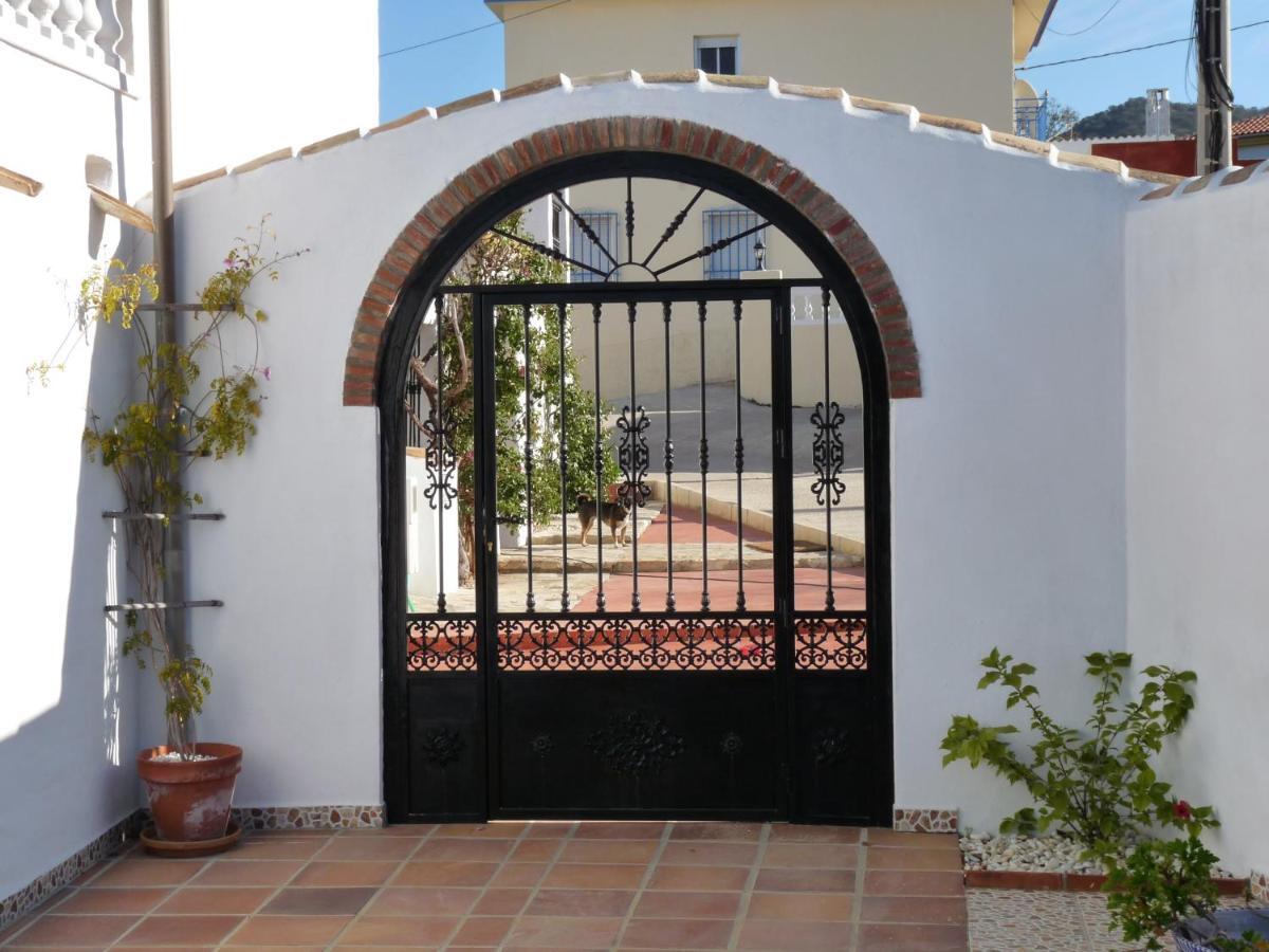 Kayenne Holiday Rentals Iznájar الغرفة الصورة